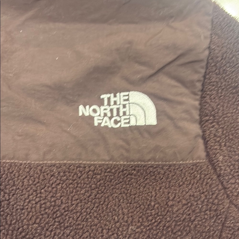 The North Face Women’s Dark Brown Performance Jacket - Picture 7 of 8